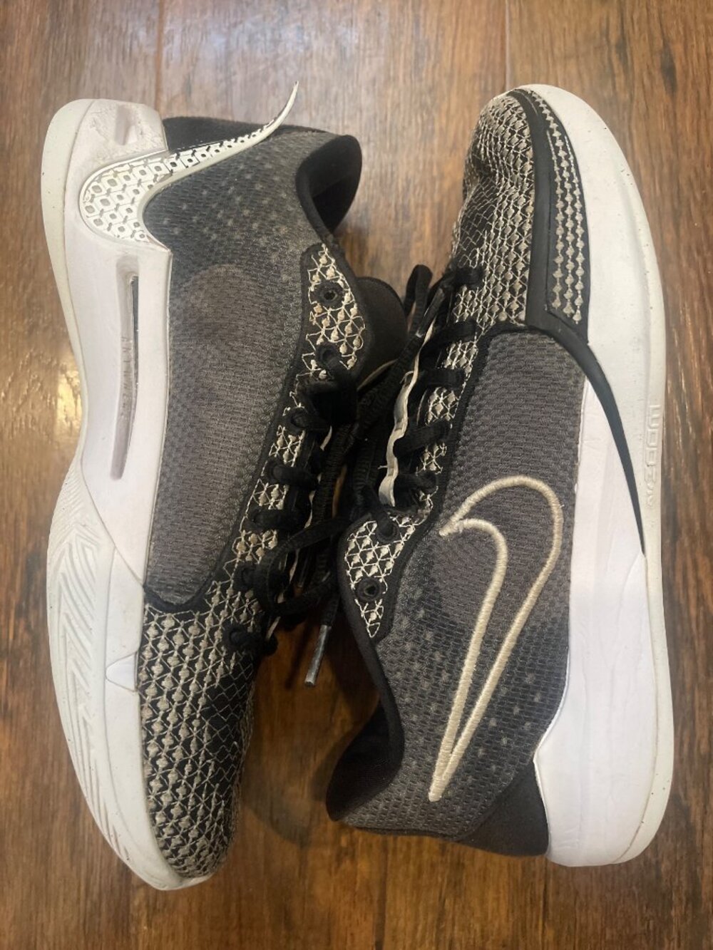 Nike Sabrina 1 Shoes Indoor Court Womens sz 8 - Picture 8 of 9